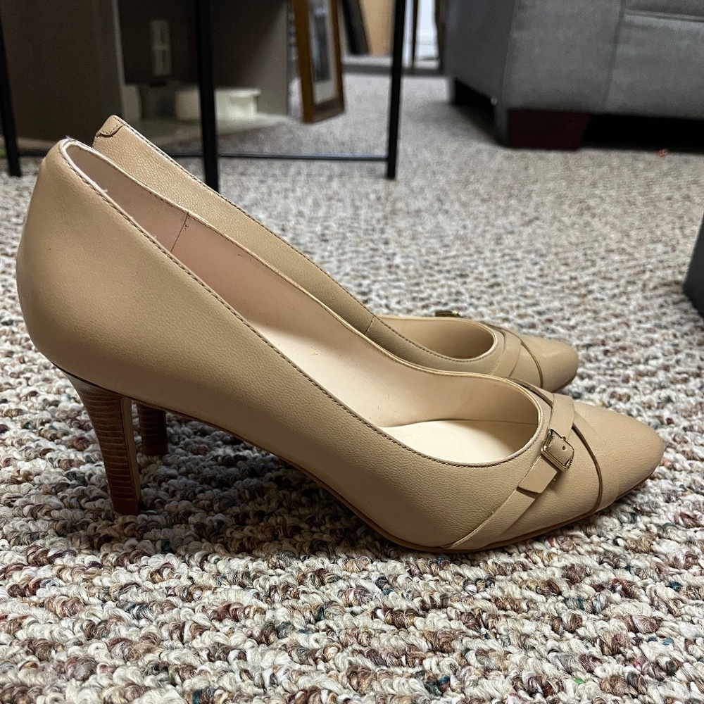 NWT Cole Haan Lena Buckle Pump II - 10M